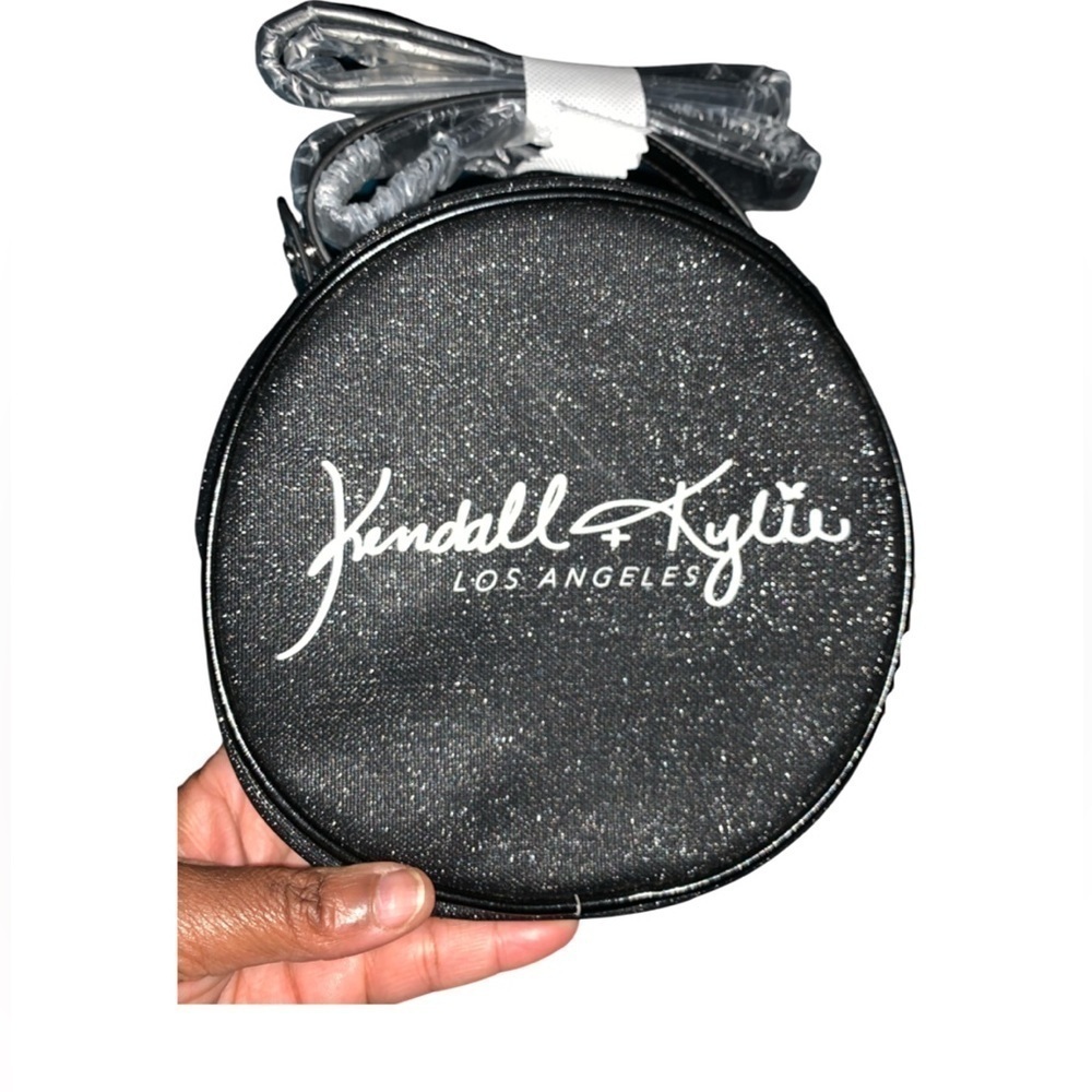 KENDELL & Kylie round bag/case